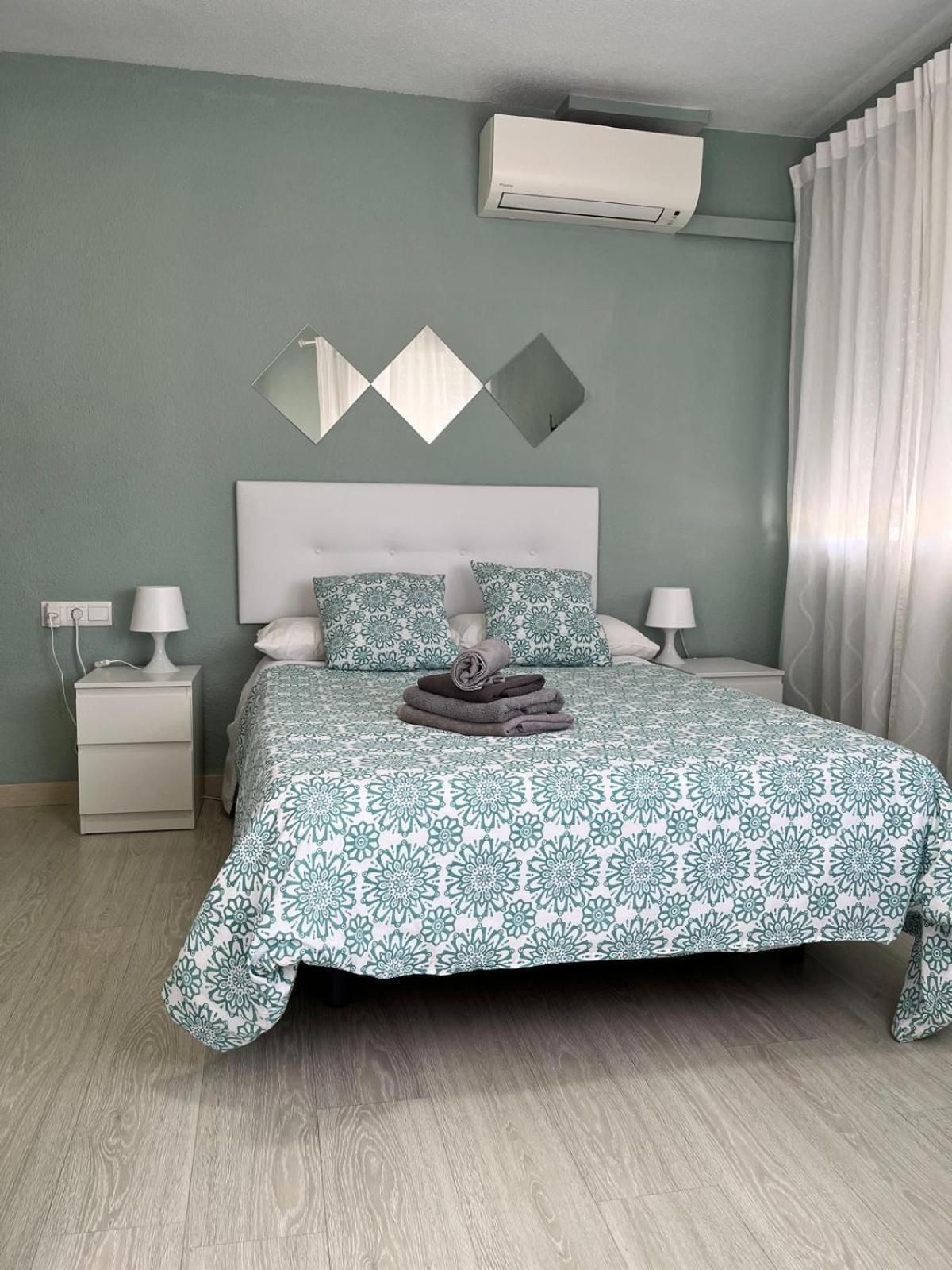 Patrocinio Apartment Malaga Exterior photo